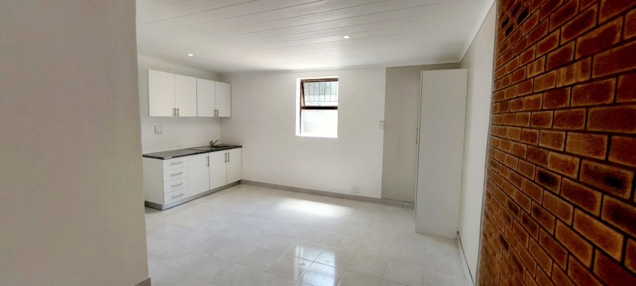 To Let  Bedroom Property for Rent in Amandelsig Western Cape